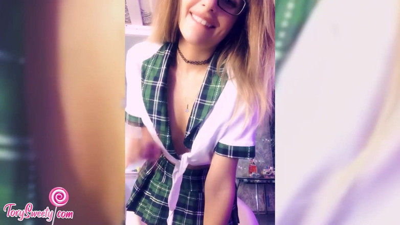 Tory Sweety: Tiny teen masturbates pussy with sex toys - Hot Solo