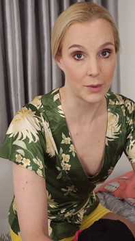 Ariel anderssen - bạn là một kẻ downblouse - joi