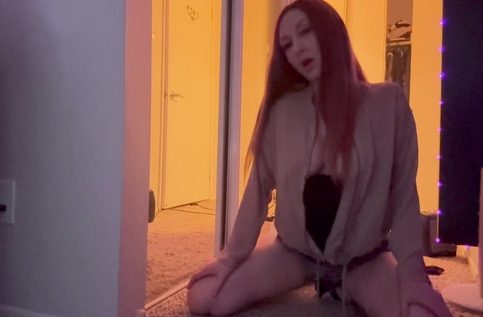 Artemisia Love: Artemisia rookt een sigaret