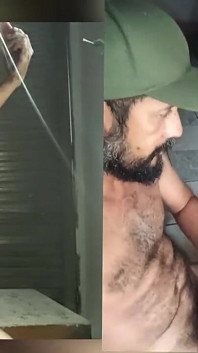 Masturbare în timpul ploii