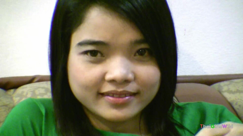 Thai Girls Wild: Memek sempit gadis hot thailand dicrot sperma hangat!
