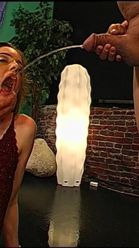 666 Golden Shower Beauty Part 3