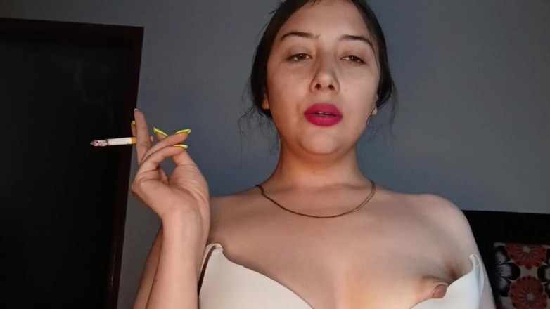 Golden domme: Sensueel roken - full HD 1080p mp4