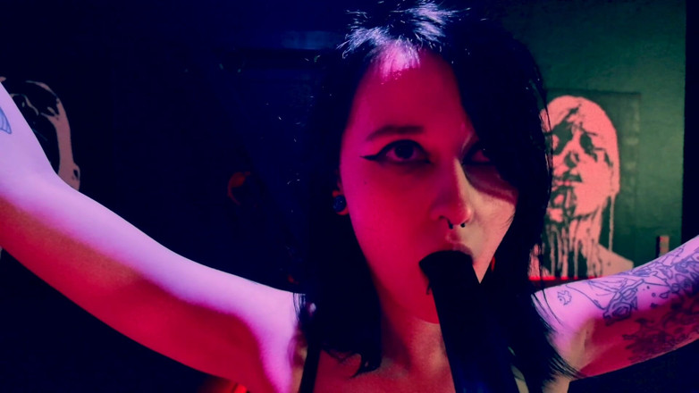 Domina Dark: Petite Emo Girls First BDSM Session
