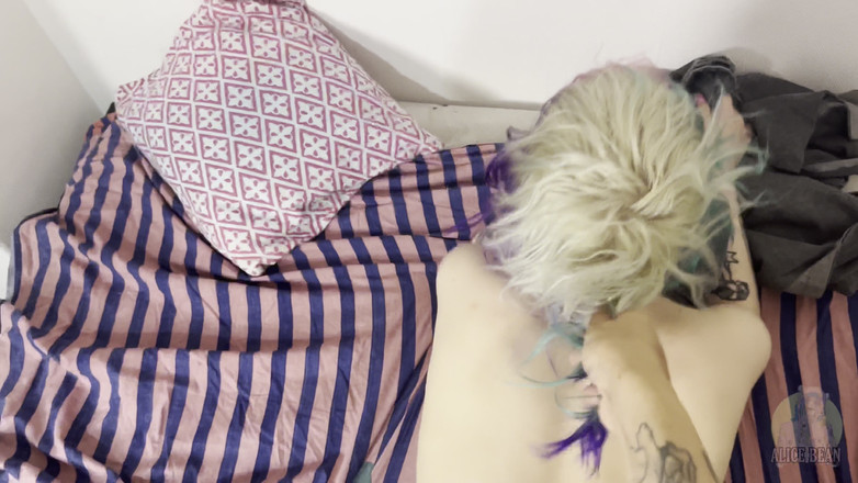 Alice Bean: Breeding Alice