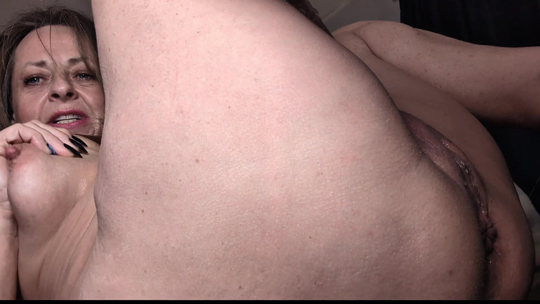 Little Linda: Kleine Linda sexy en verleidelijk