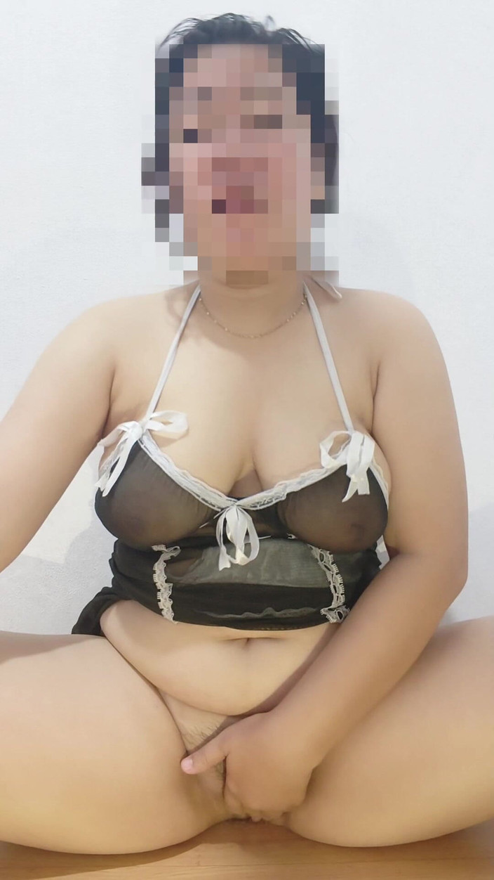 Vaginabig88: A Lonely Girl Has No Friends and a Lover