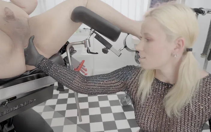 FemDorado: Deep Fisted on The Gyno Chair