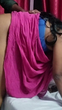 She Need Cash I Need Pleasure