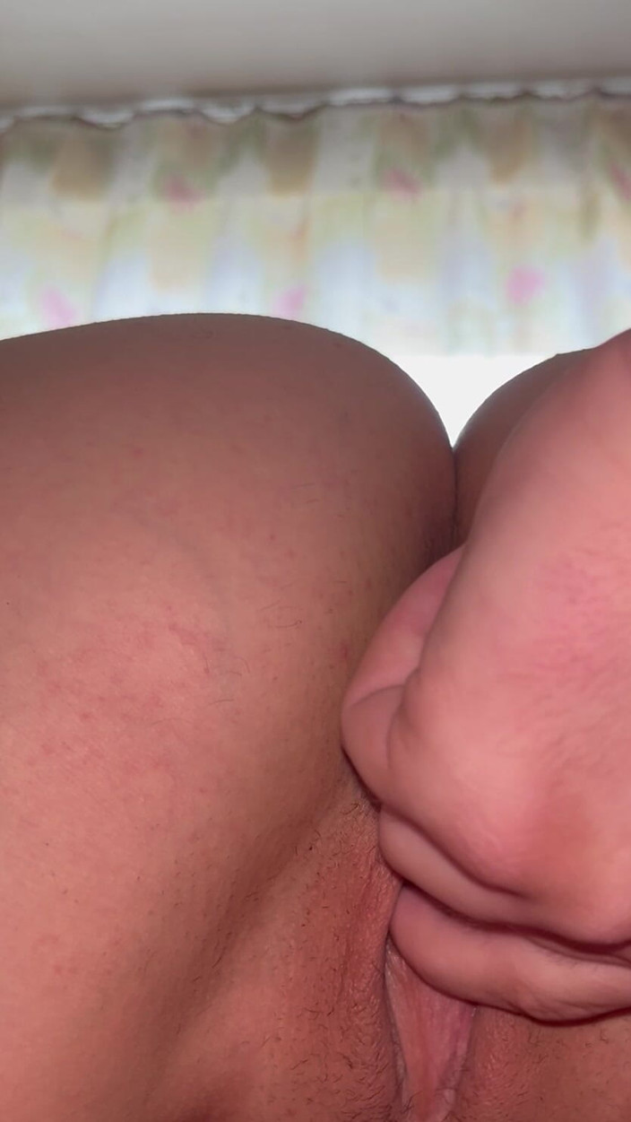 Calceferol: Solovik ji přivede prsty k fontáně stříkání