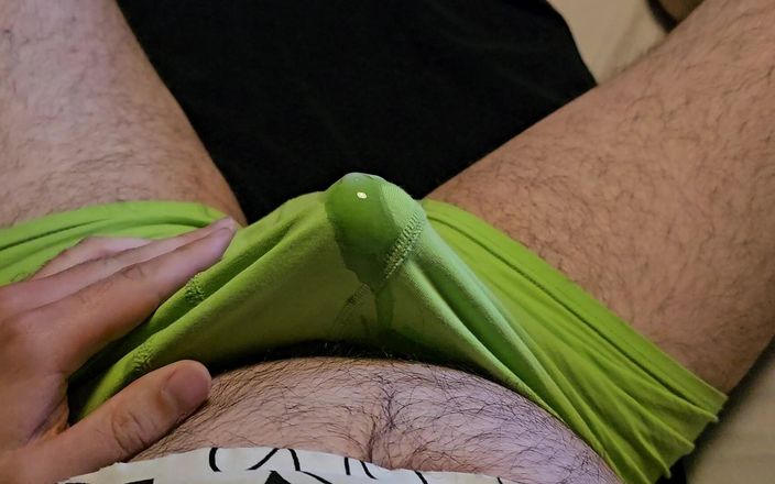 Gnirlo23: Stříkání do mých zelených boxerů!