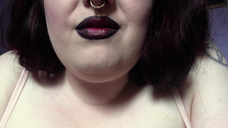 Mxtress Valleycat: Trénink poslušnosti nikotinové mlhoviny