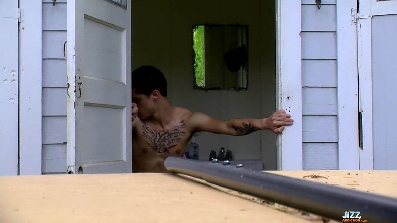 Jizz Addiction: Teşhirci sikiş