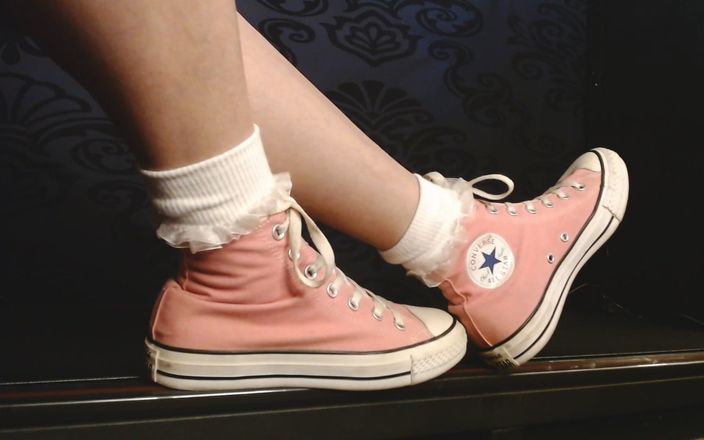 Abby Anna: Pink All Stars conversa tênis