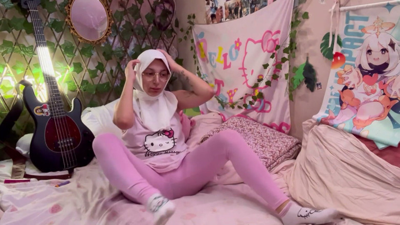 lanalovacutie: Yoga-in-hijab