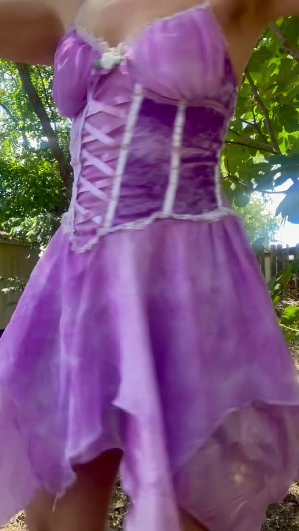 Cspot Does Spinning Outside (Cspot)