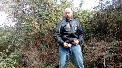 Rockardglans: Рокард тато писяє, дрочить і кінчає для далекобійника в місці круїзу на відкритому повітрі