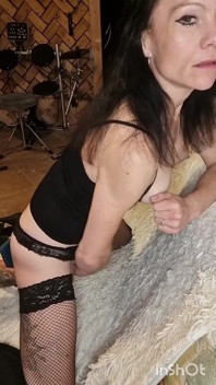 Seks panas - kongkek dildo, blowjob, gaya doggy dan memancut mani