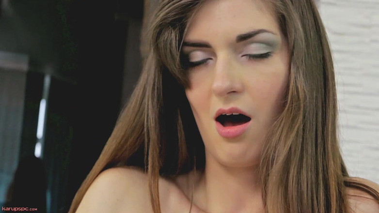 Karups Babes: Nikky