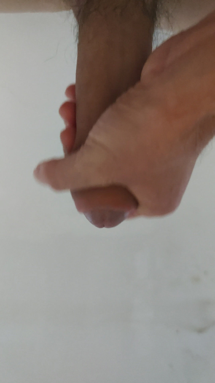Peanuts_69: Avslappnad pissning
