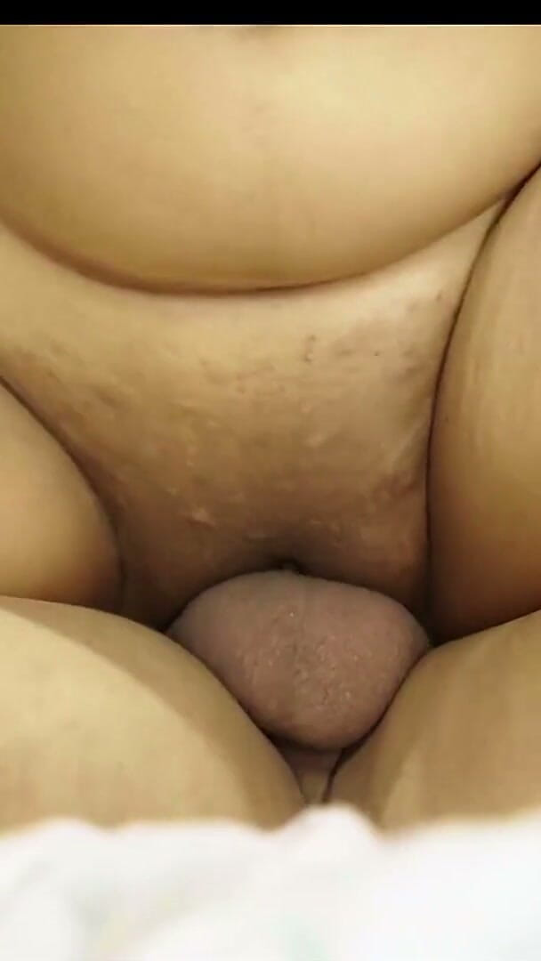 Mood X VIP: Indian Teenagers Having Romantic Sex in Hotel Room