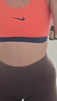 สวัสดีตอนเช้าหลังวิ่งออกกำลังกาย