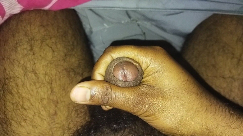 Amil handel: Cakramku di mulut adik tiriku, aku suka banget ngentot sama...