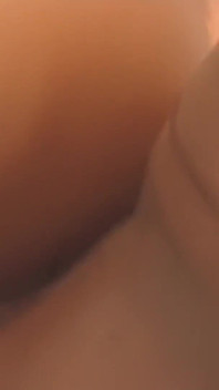 큰 성기를 즐기는 스카이