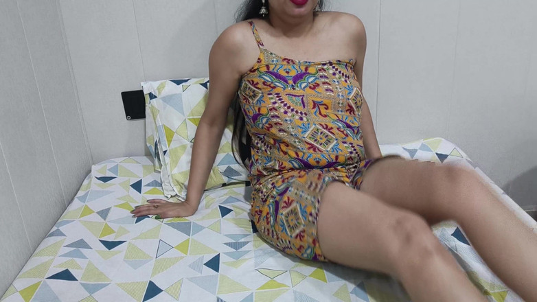 Saarabhabhi6: Complet: sora vitregă indiană sexy se luptă pentru camera de...