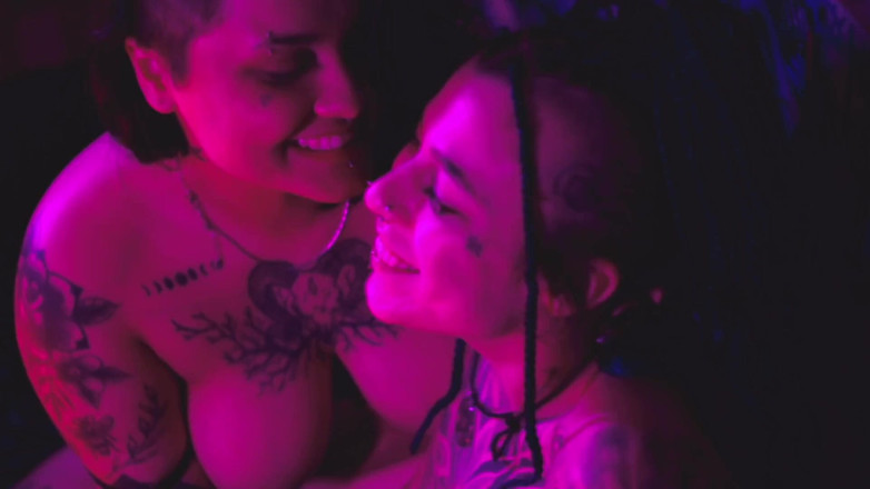 Quente club: Rotten Venus a D'louise