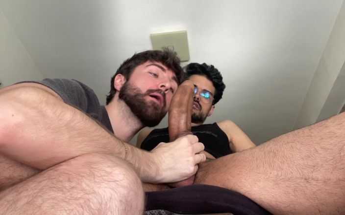 Nenesgaymers: Величезний камшот після мінету