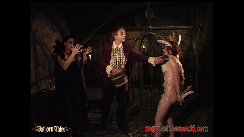 Inquisition and prison world: Chirp, pequeño Birdie! Escena 1 - miel y plumas