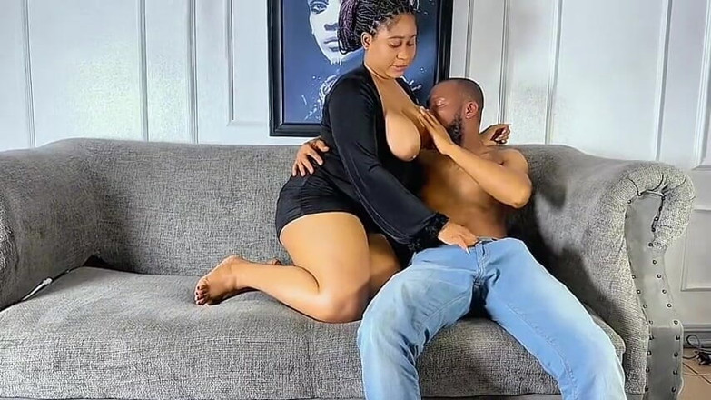 Real Queen Diva: Ma demi-sœur dévergondante et excitée craque pour la séduction de...