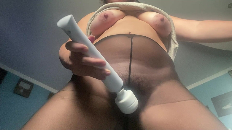 Mary Di: Spuitend orgasme cougar rijpe panty