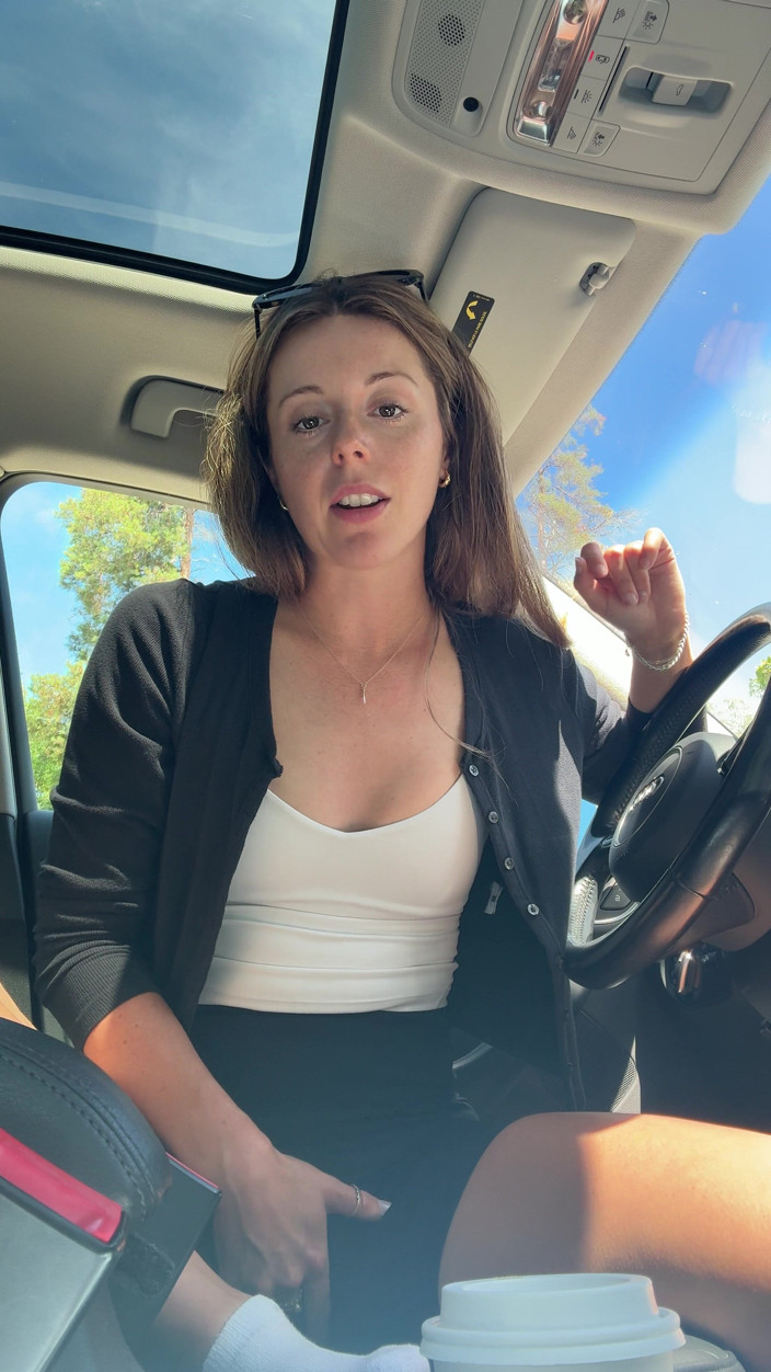 Nadia Foxx: A sexual Storytime While Masturbating