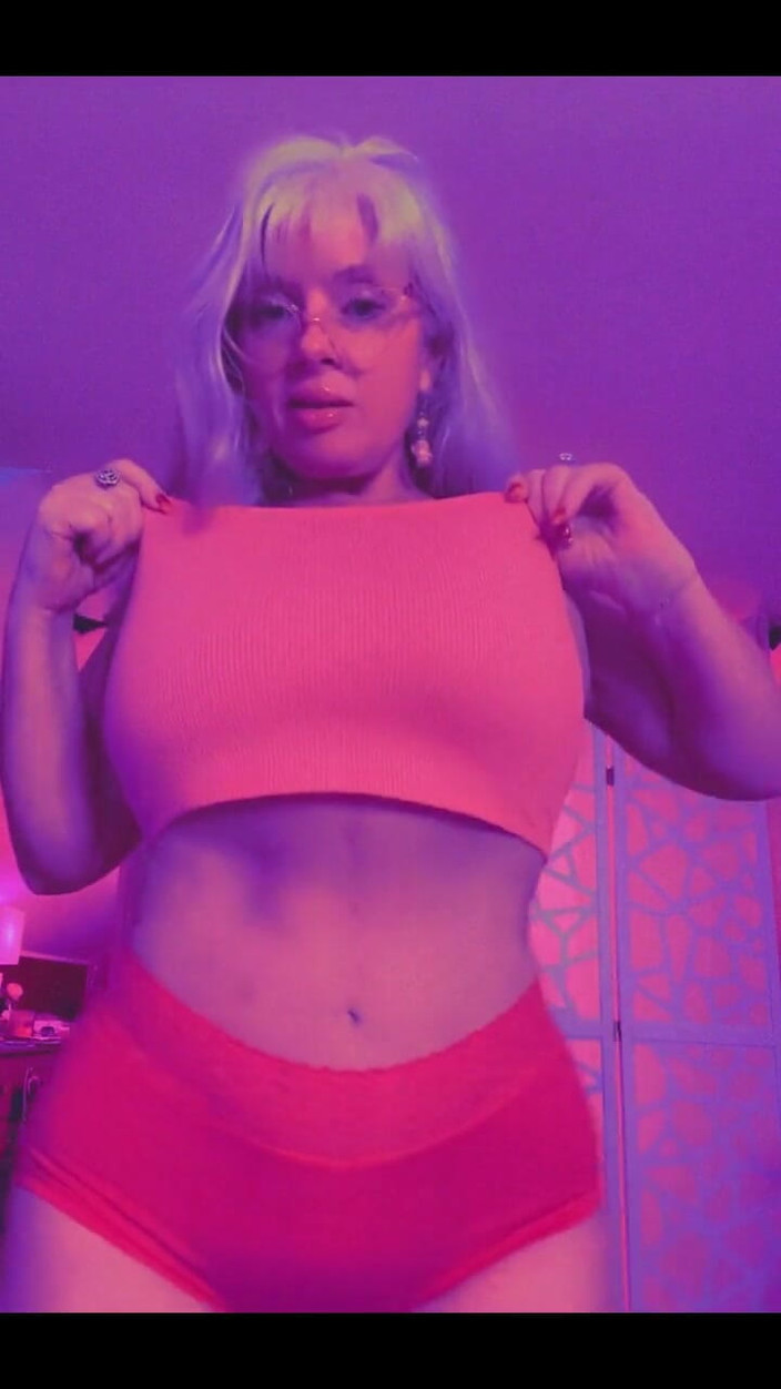 PaintedRose: хочу прикоснуться к моему мягкому месту