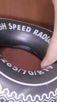 Nafukovací radiální pneumatika