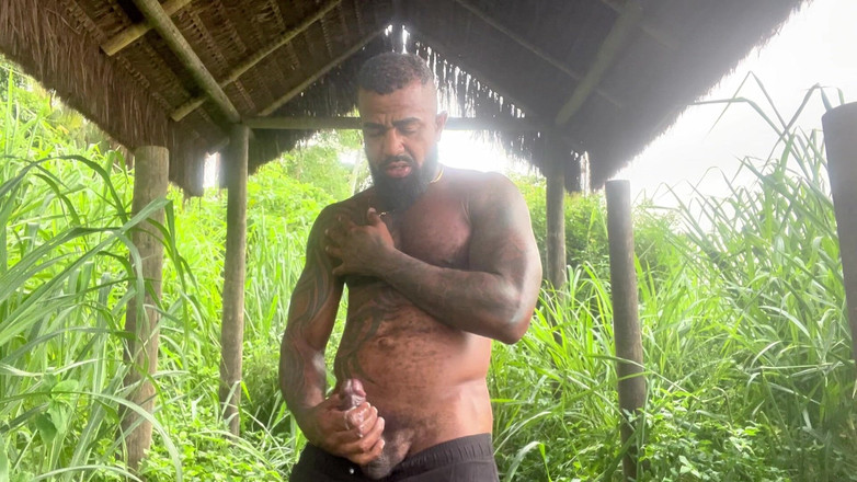 Felipe Nuru: Đất ở rìa đầm... Căng thẳng trong không khí cởi mở, rên...