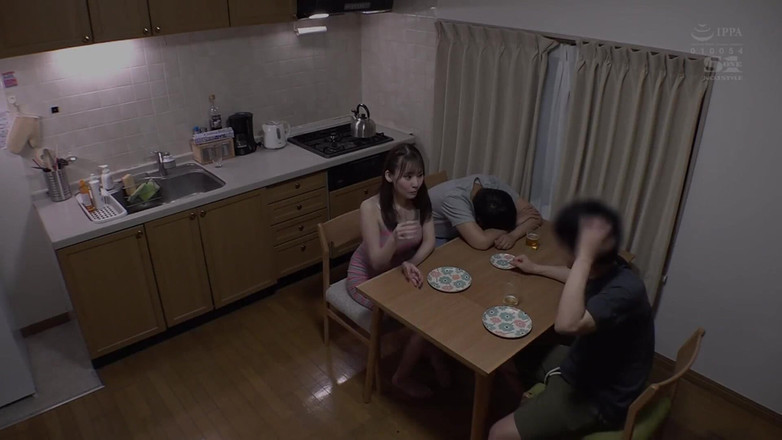 Smooth Time: 美丽的av女演员来到你家，试图让你射精。第3部分