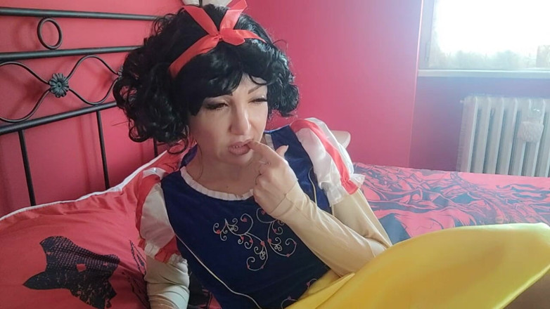 savannahamatoriale: hot burping princess