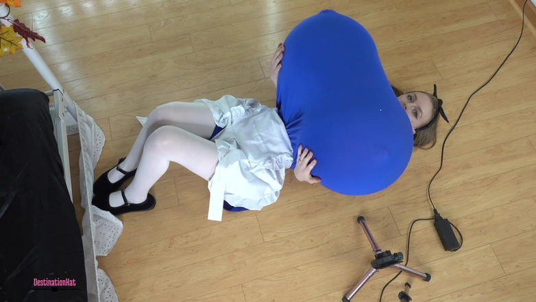 Destination Kat: 爱丽丝在 Boobieland