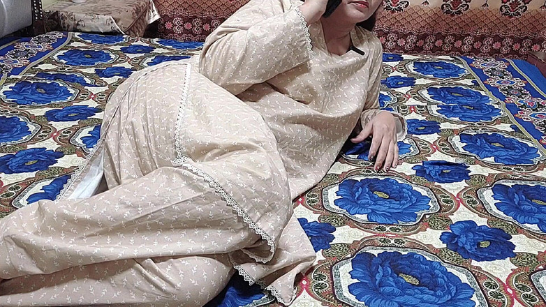 Pakistani CoupleX: साली ने अपने जीजा को सेक्स के लिए सबसे अच्छी काउगर्ल राइडिंग के लिए बुलाया भारतीय देसी स्पष्ट हिंदी ऑडियो