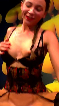 Ggg - Julie in Bukkake Gangbang Sperm Overload