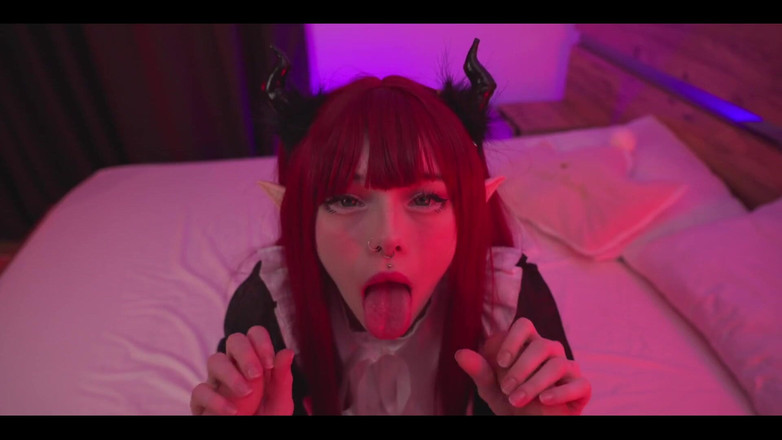 Karneli Bandi: Marin dziury treningowe z dużymi zabawkami i utonięcie w nasieniu...