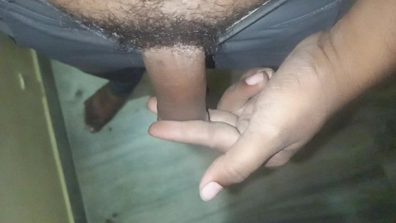 Hungry cliff: Desi Dick