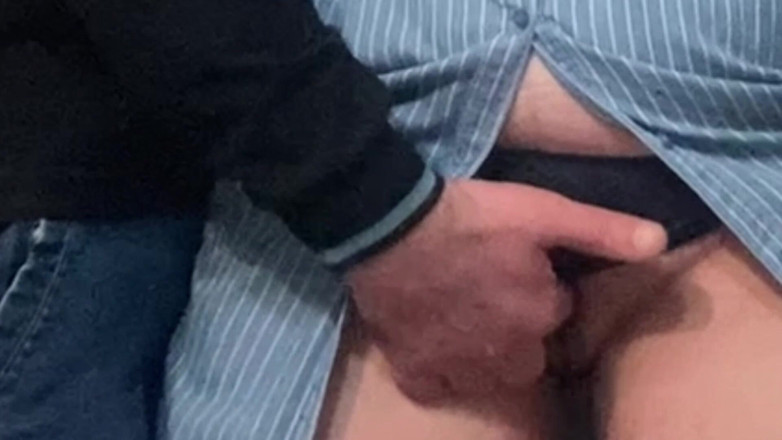 Niki studio: Lelaki Tua Sesat Melancap Dengan Jari Di Kereta Bawah Tanah