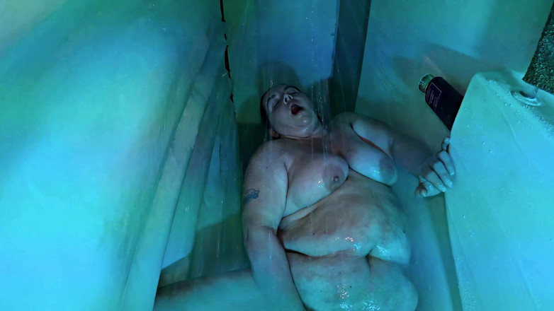 SexyNEBBW: Lightshow renkli duş remaster