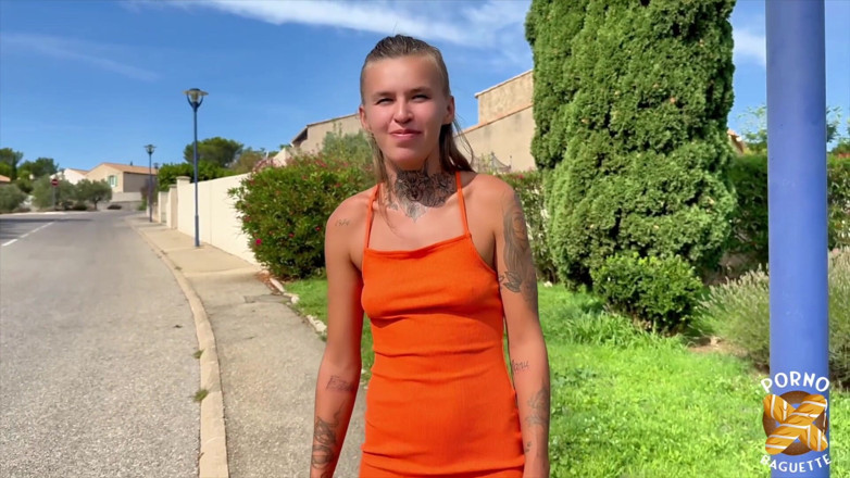 Porno Baguette: Mélanie, Beautiful Blonde, Wants to Get Fucked Really Hard