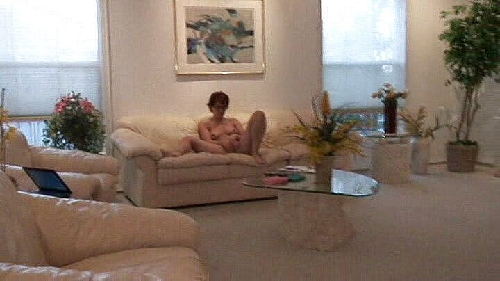 Popp Sylvie: Покладіть пляшку в мою пизду і трахни мене. Поп Сільві у Флориді