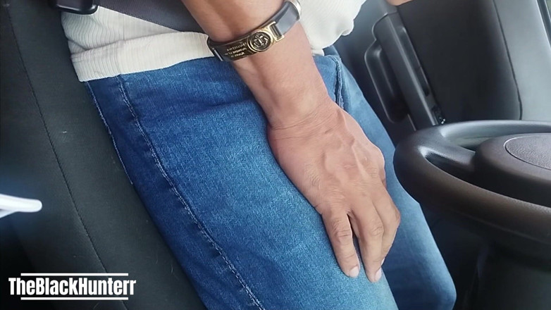 TheBlacKHunterr: Security Guard Orders Uber and Pays with Blowjob Video 1